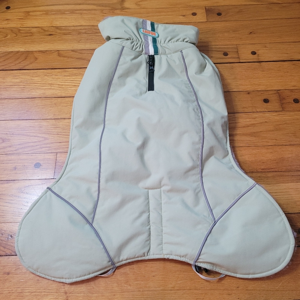 LAIFUG dog Coat Jacket Light Green Size Large NWT